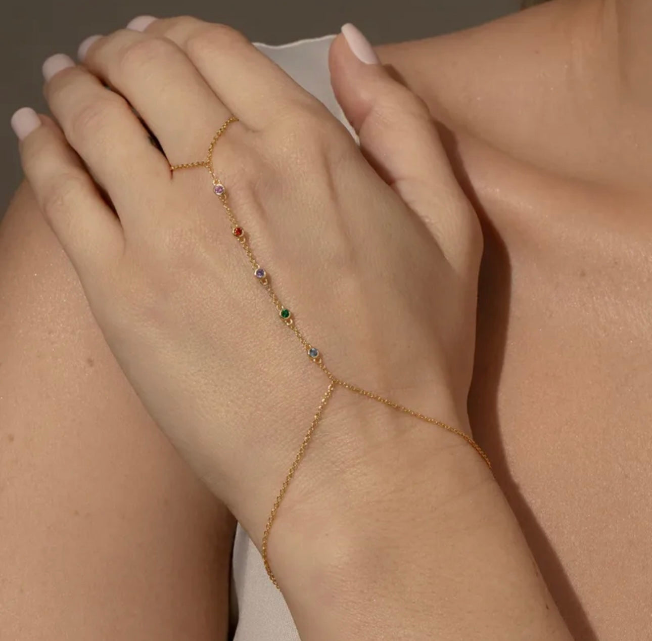 Vivid Bond Hand Chain