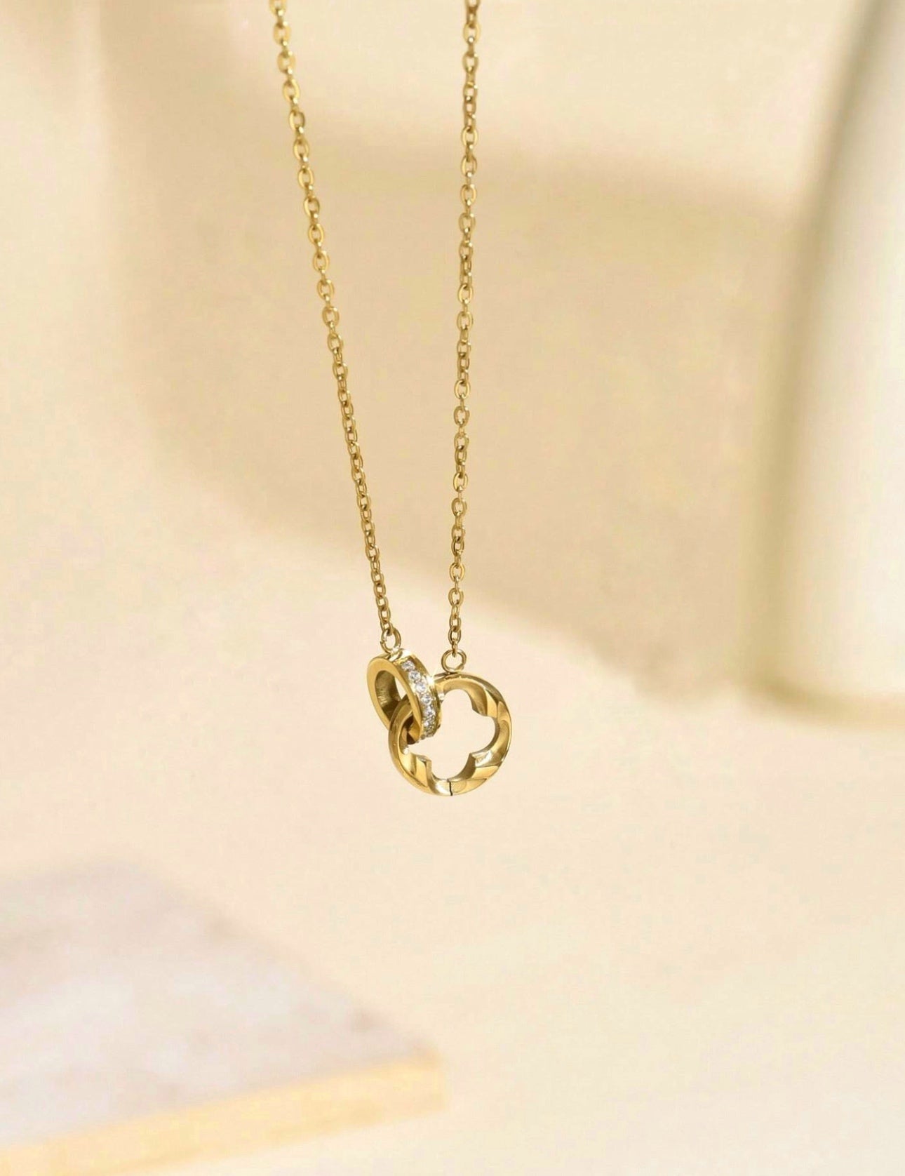 Clover Loop Necklace