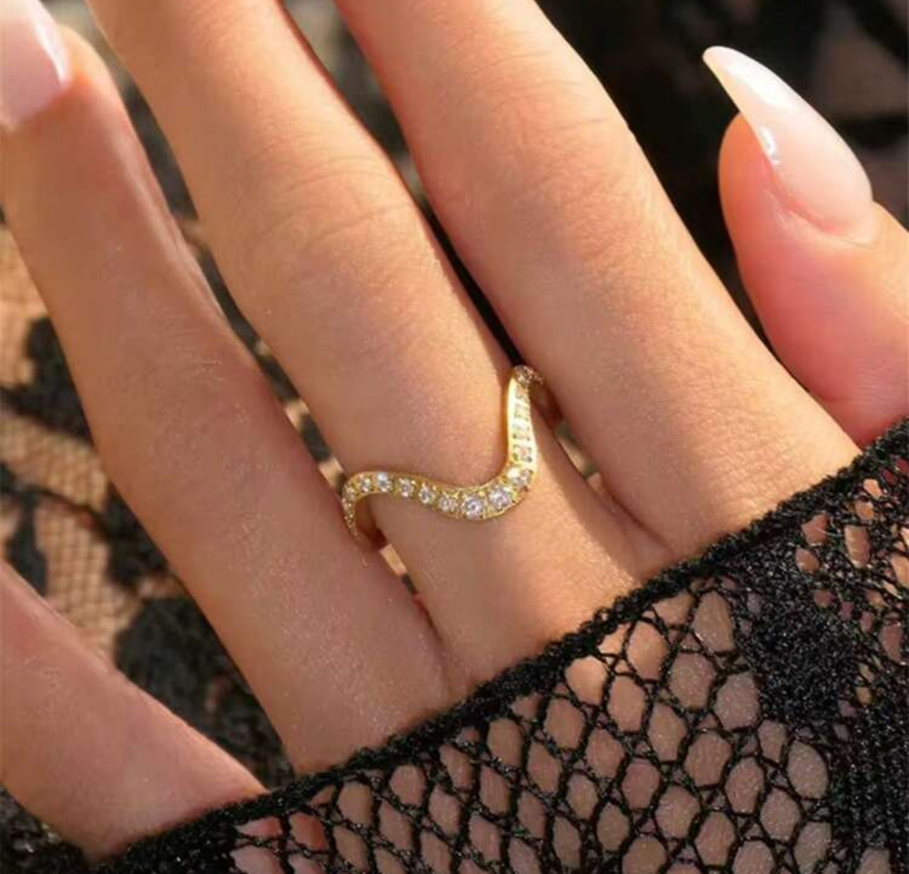 Zenya Wave Ring