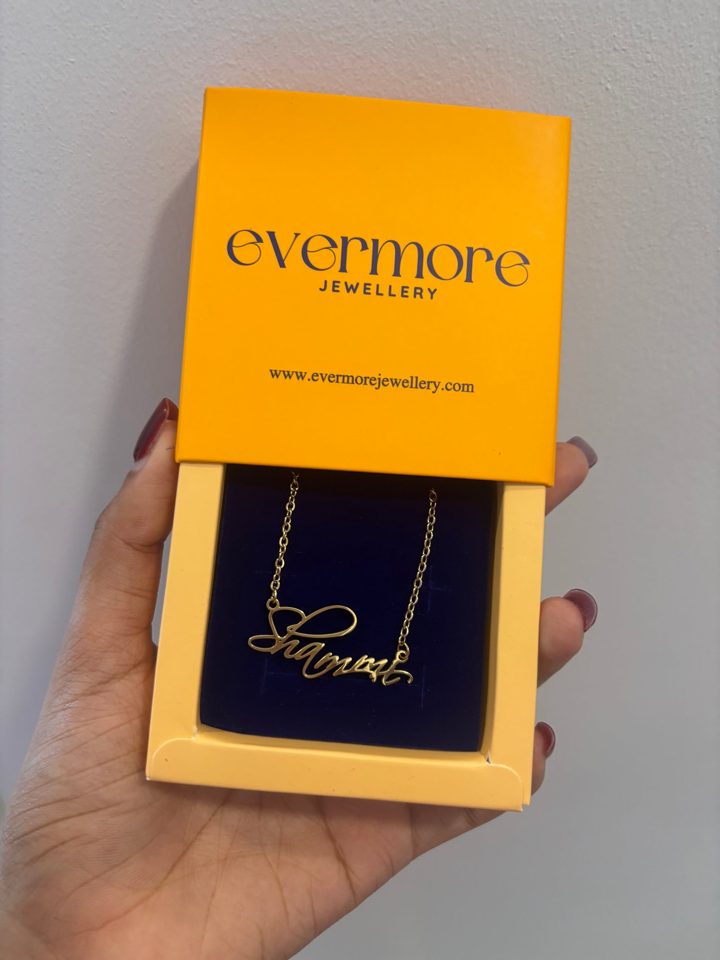 Dainty Minimalist Name Necklace