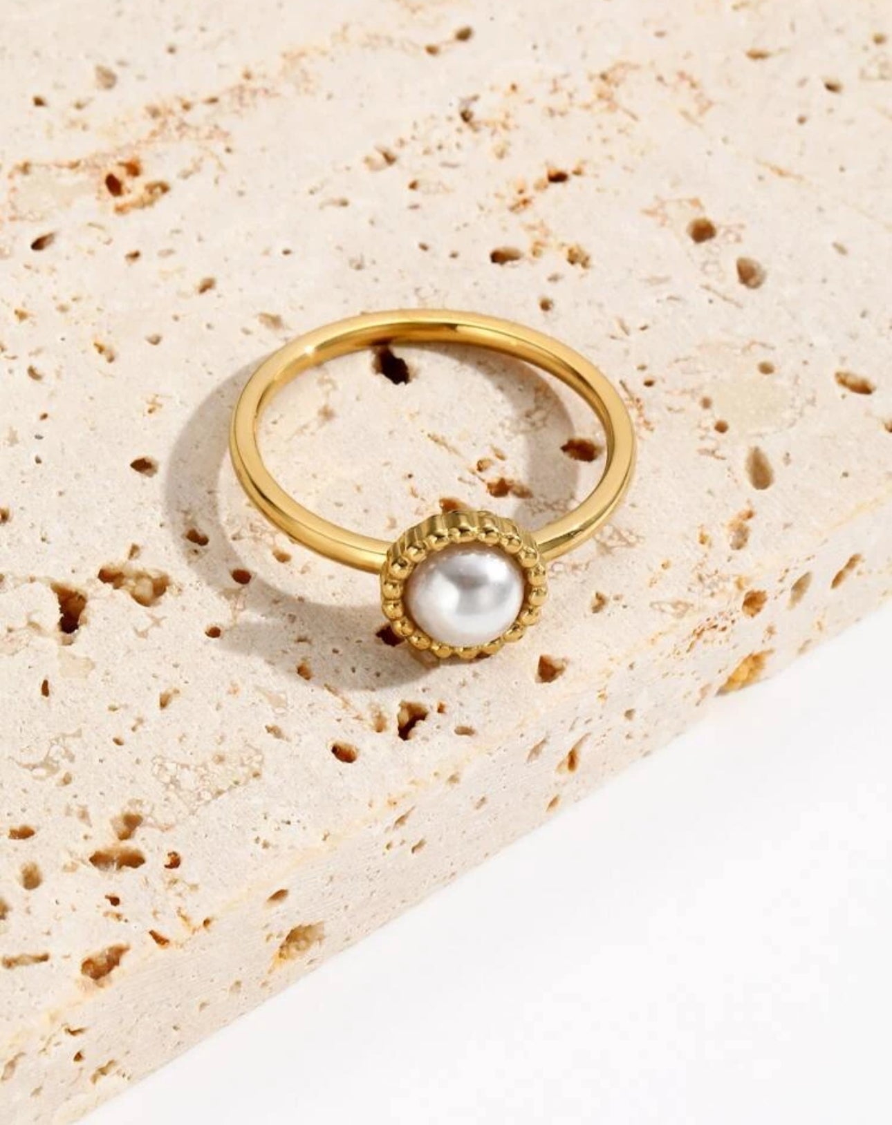 Parisian Pearl Elegance Ring