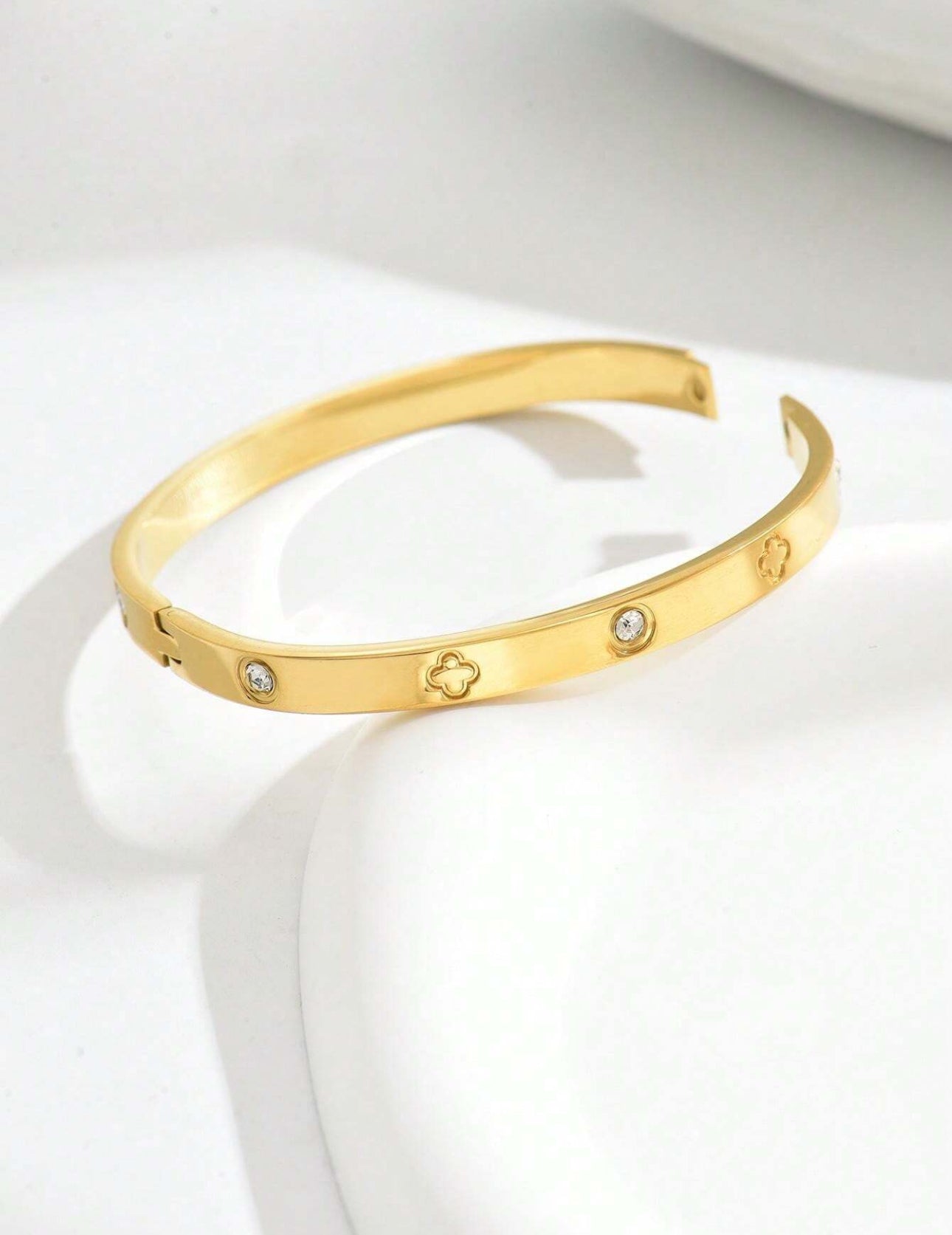 Lucky Clover Bangle