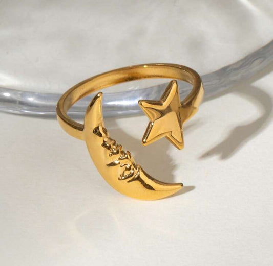 Cosmic Kiss Ring