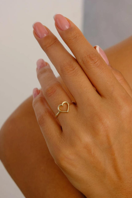 Classic Heart Ring