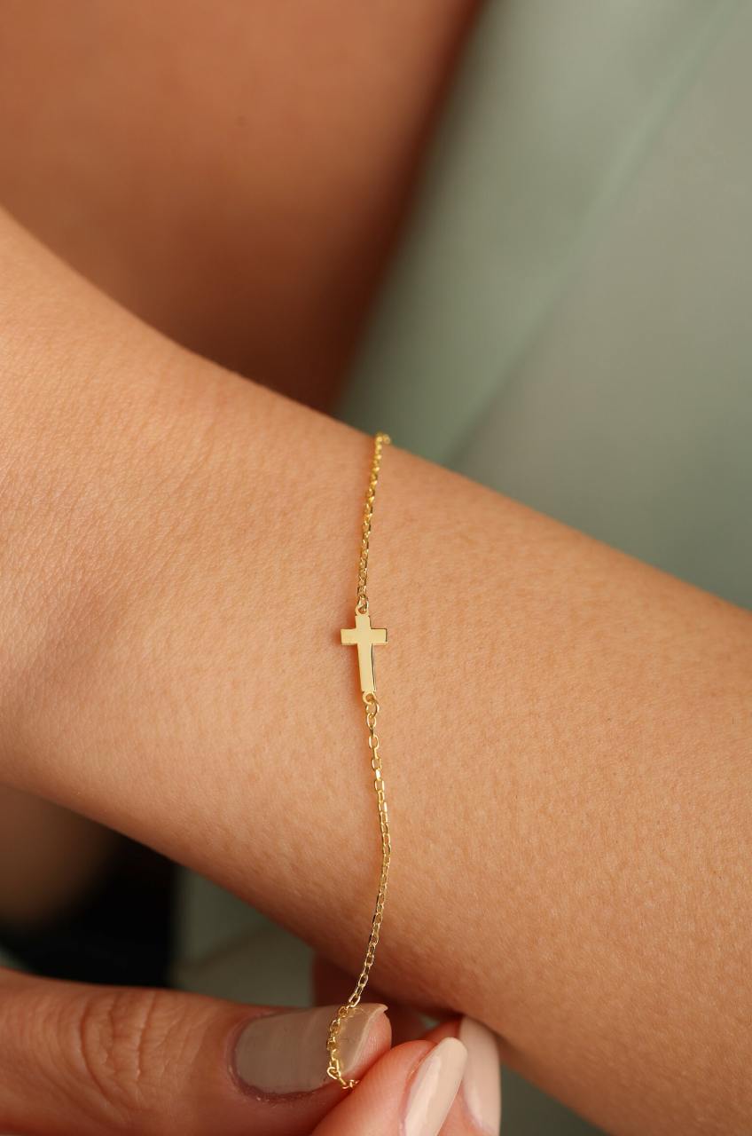 Cross Charm Bracelet