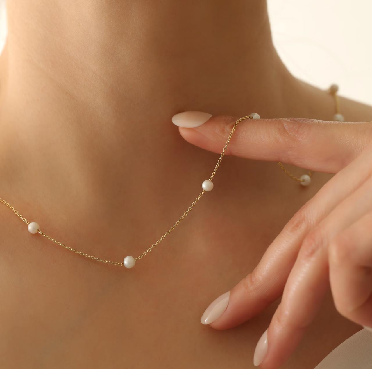 Opulent Pearl Necklace