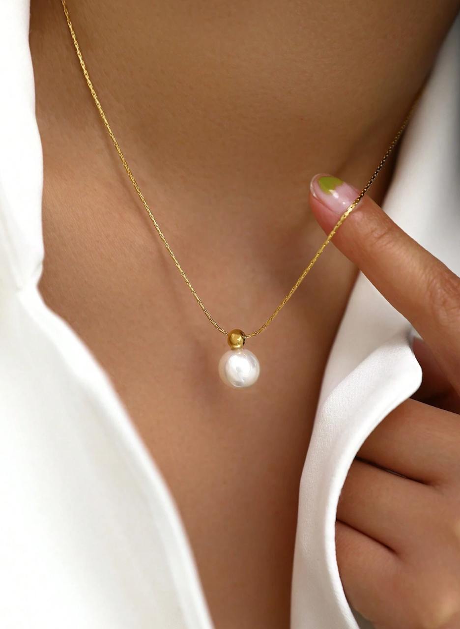 Classic Faux Pearl Necklace