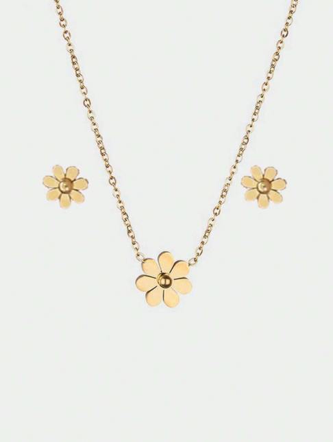 Daisy Bloom Necklace & Studs