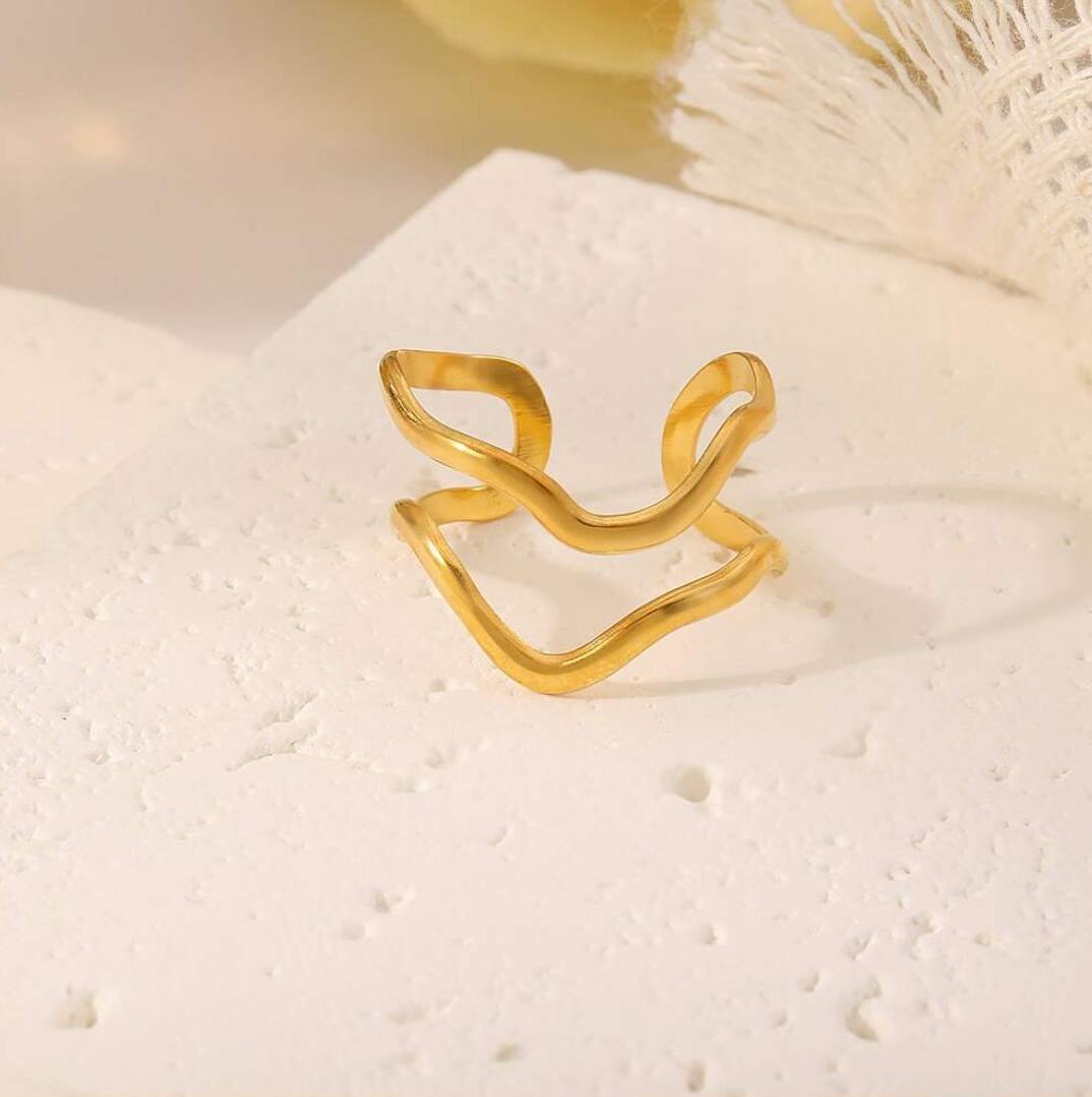 Flowing Lines Ring