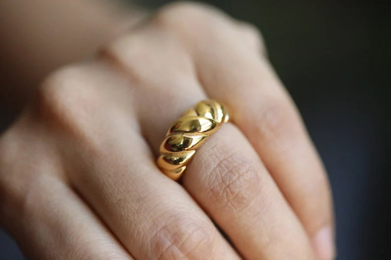 Croissant Ring