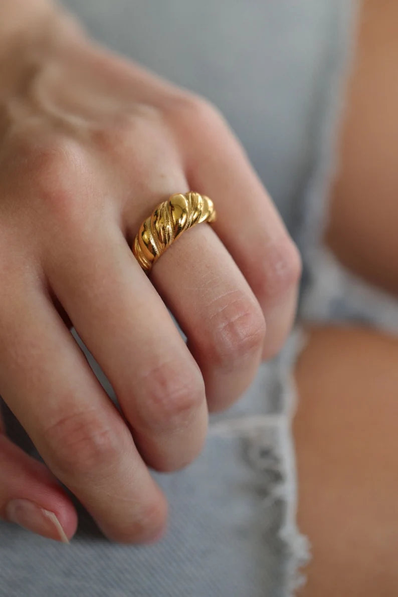 Croissant Ring